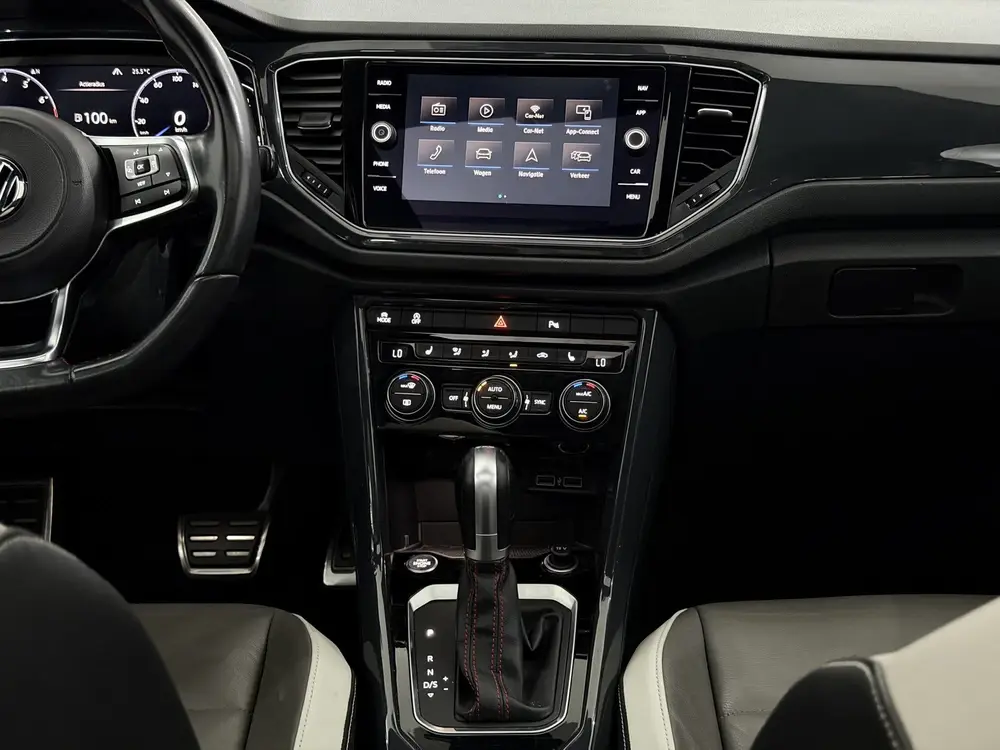 Volkswagen T-Roc 1.5 TSI Sport Panoramadak, Camera, Virtual uit 2019, foto 13