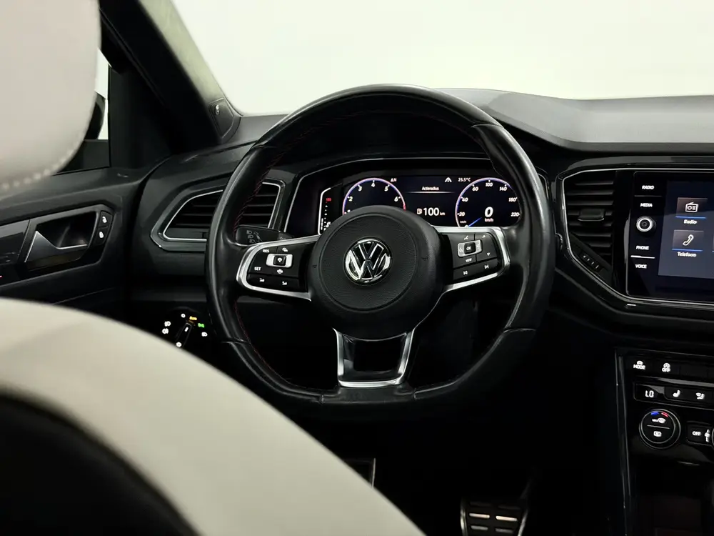 Volkswagen T-Roc 1.5 TSI Sport Panoramadak, Camera, Virtual uit 2019, foto 14