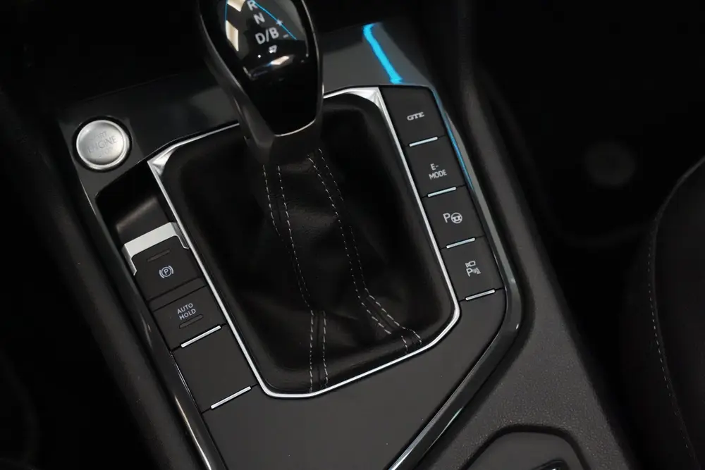 Volkswagen Tiguan 1.4 TSI eHybrid R-Line Business Panoramada uit 2024, foto 11