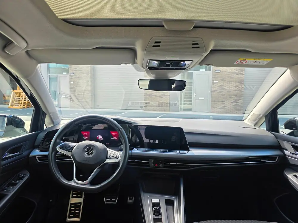 Volkswagen Golf 1.5 eTSI Active Automaat/ Panoramadak uit 2022, foto 7