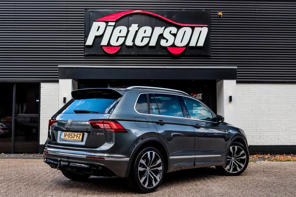 Volkswagen Tiguan 2.0 TSI 4Motion R-Line PANO ACC VIRTUAL uit 2019, foto 10