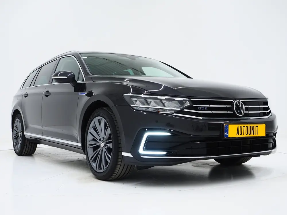 Volkswagen Passat Variant 1.4 TSI PHEV GTE | Panoramadak | L uit 2022, foto 11