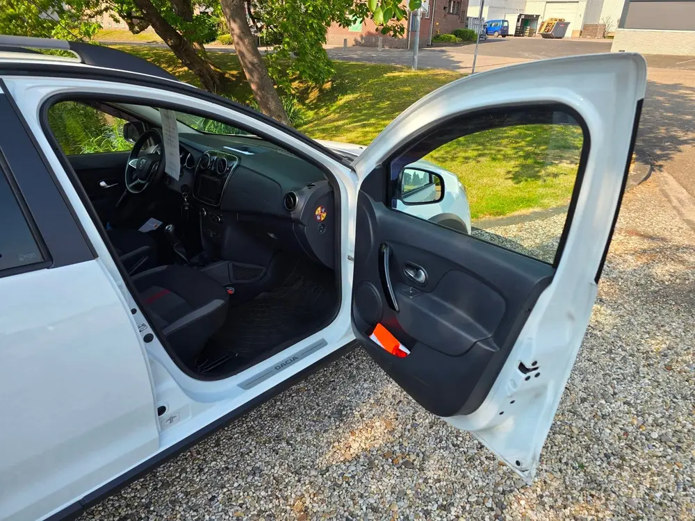 Dacia Logan MCV 0.9 TCe Tech Road uit 2019, foto 11