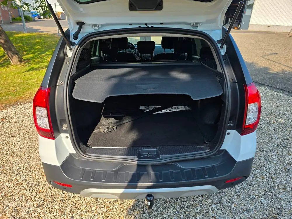 Dacia Logan MCV 0.9 TCe Tech Road uit 2019, foto 16