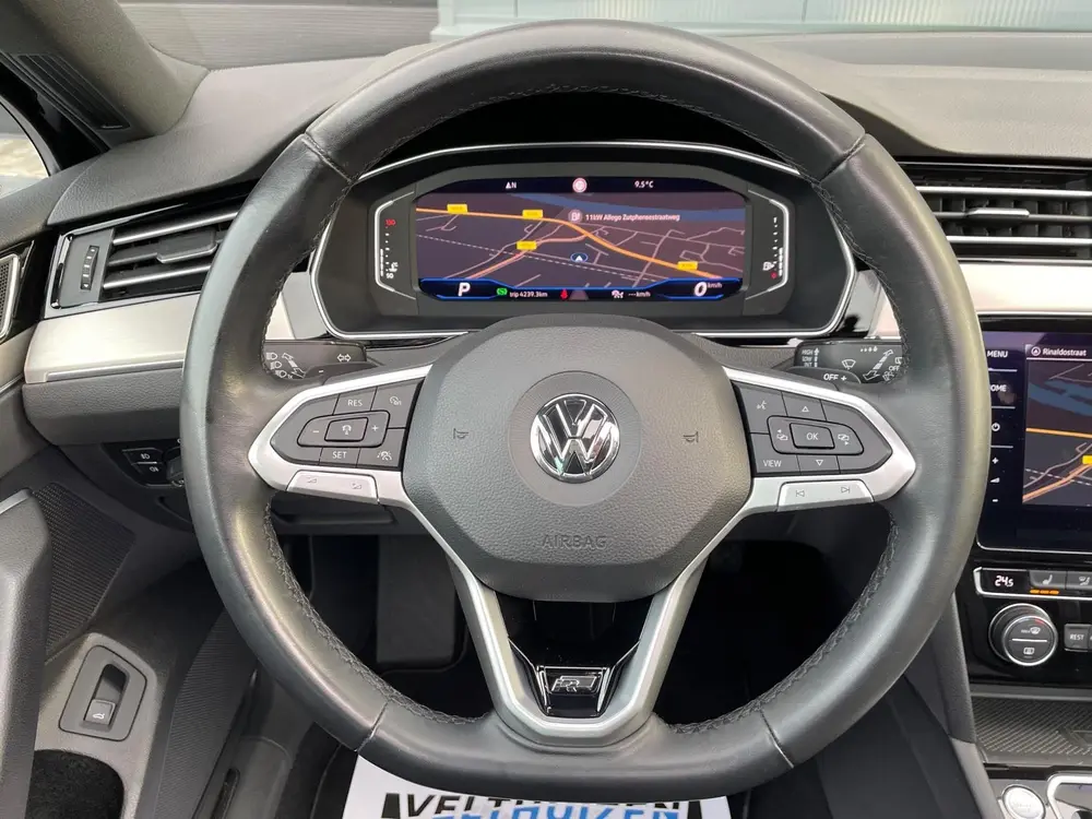 Volkswagen Passat Variant 1.5 TSI Elegance Business R-Line N uit 2020, foto 14