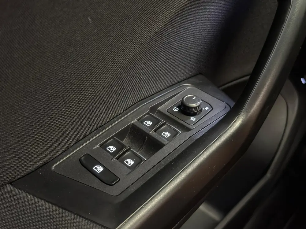 Volkswagen T-Roc 1.5 TSI Sport / Automaat / Stoelverwarming uit 2020, foto 19