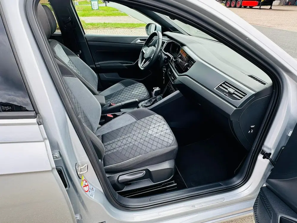 Volkswagen Taigo 1.5 TSI 3X R-Line Business IQ-Lights Panora uit 2022, foto 15