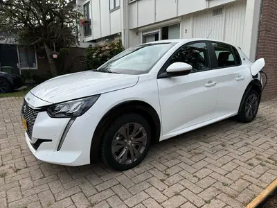 Peugeot 208 EV Allure Pack 50kWh / 2de Eig. uit 2021