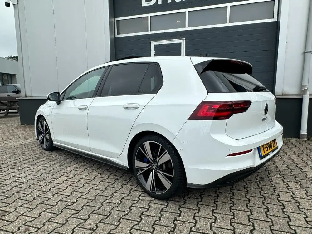 Volkswagen Golf 1.4 eHybrid GTE 2021 *BTW *Pano *Adaptive *I uit 2021, foto 4