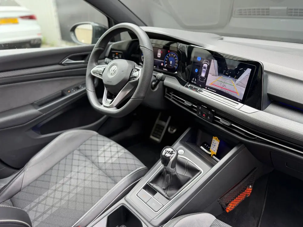 Volkswagen Golf 1.5 TSI R-Line Panorama IQLights Camera Carp uit 2021, foto 17
