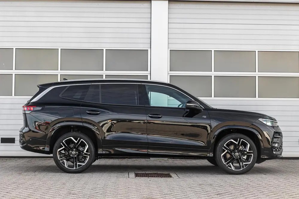 Volkswagen Tayron 1.5 eHybrid 204pk DSG R-Line Edition | 360 uit 2026, foto 3