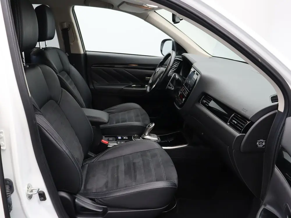 Mitsubishi Outlander 2.4 PHEV Intense | Plug in Hybride | Tr uit 2019, foto 14