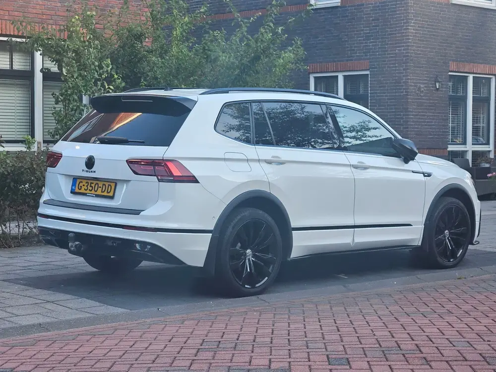 Volkswagen Tiguan Allspace R-Line 1.5 TSI 2019 Wit 7p bomvol uit 2019, foto 3
