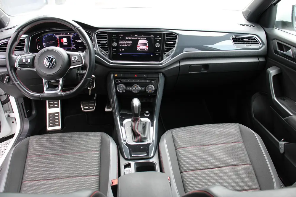 Volkswagen T-Roc 1.5 TSI Sport Business R 89DKM, R-LINE, PAN uit 2021, foto 5