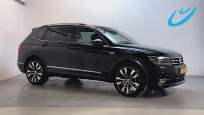 Volkswagen Tiguan Allspace 1.5 TSI 150pk DSG Highline Busine uit 2021
