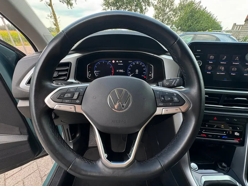 Volkswagen T-Roc 1.0 TSI Life Business CAMERA / ACC / STOEL uit 2022, foto 12