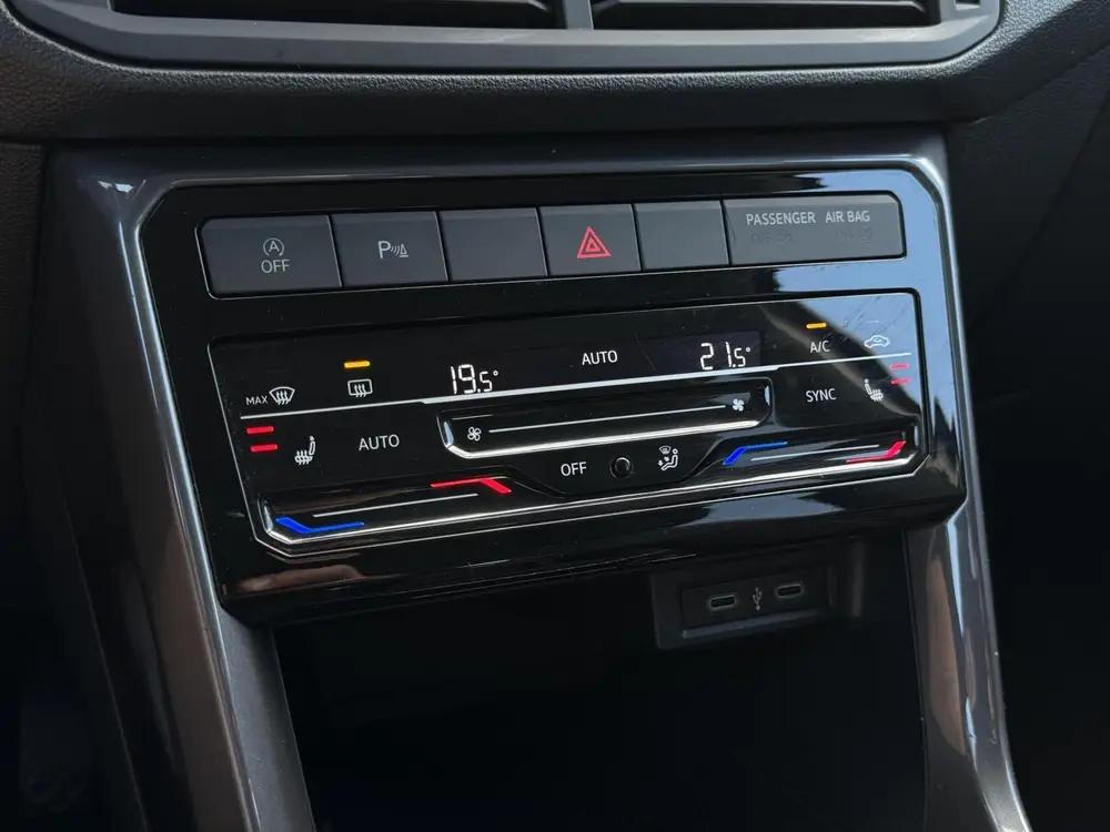 Volkswagen T-Cross 1.5 TSI Style Automaat | Digital cockpit uit 2022, foto 18