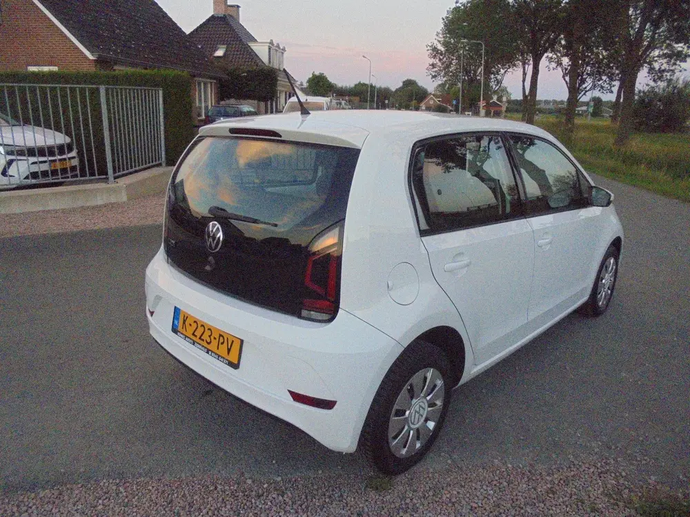 Volkswagen Up! Volkswagen Up 1.0 benzine 5 deurs airco 65.00 uit 2021, foto 3