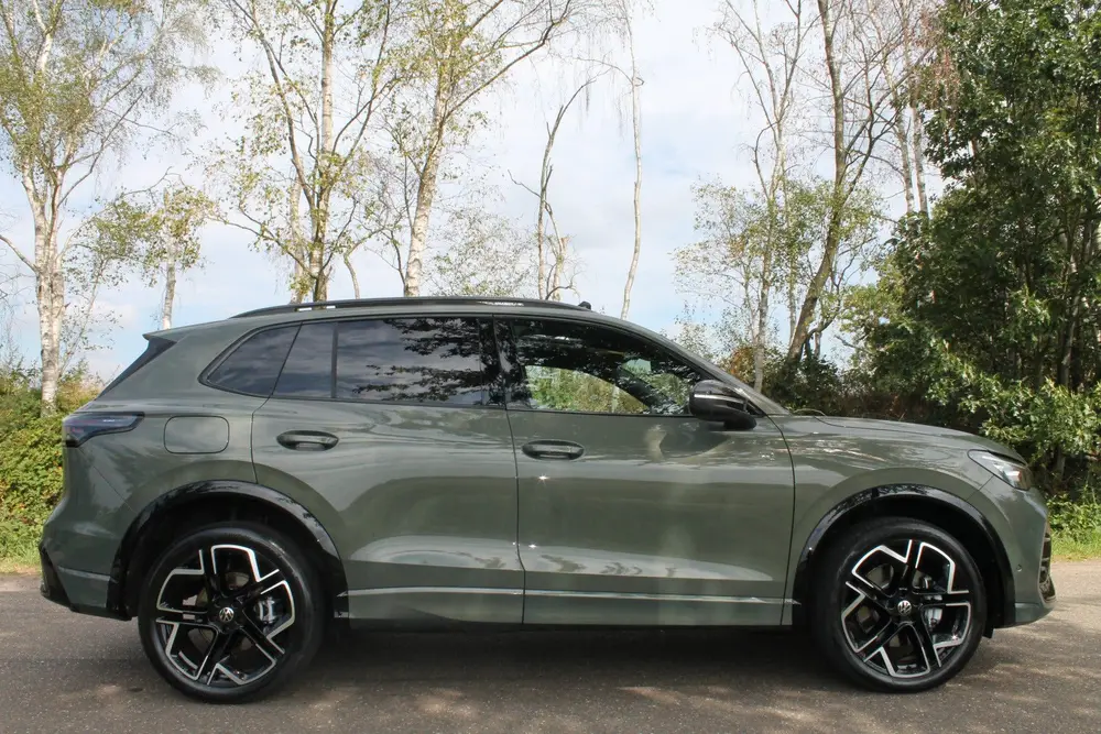 Volkswagen Tiguan 1.5 eHybrid R-Line Business | IQ | Pano | uit 2025, foto 11