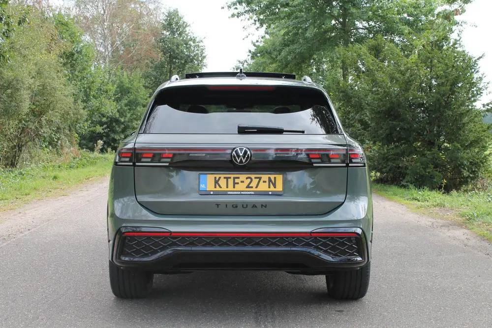 Volkswagen Tiguan 1.5 eHybrid R-Line Business | IQ | Pano | uit 2025, foto 9