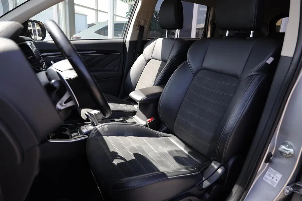 Mitsubishi Outlander 2.4 PHEV Pure+|Camera|Trekhaak|PDC| uit 2019, foto 6