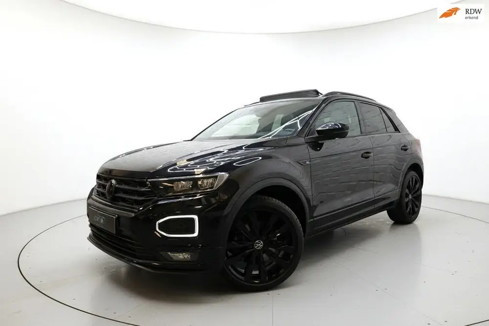 Volkswagen T-Roc 1.5 TSI 3x R LINE PANO VIRTUAL KEYLESS CAM uit 2022