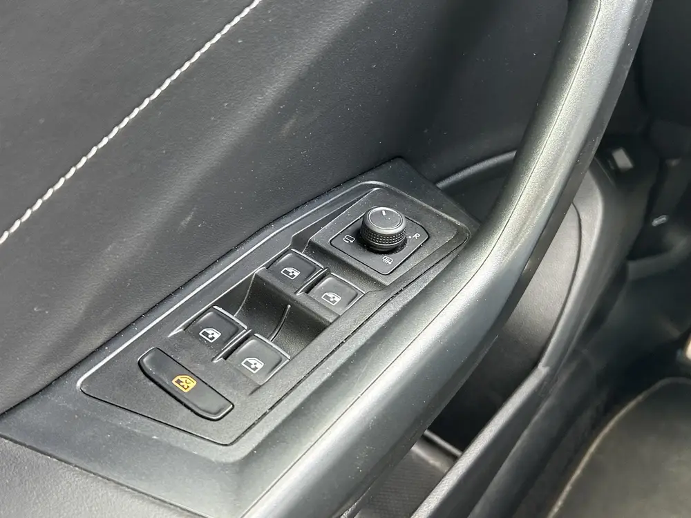 Volkswagen T-Roc 1.5 TSI R-Line Business Automaat | Camera | uit 2023, foto 18