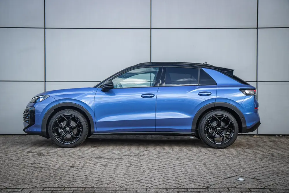 Volkswagen T-Roc 1.5 eTSI 150pk DSG R-Line First Edition | B uit 2025, foto 10