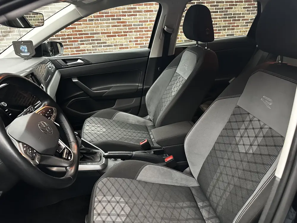 Volkswagen Polo 1.0 TSI R-Line Virtual Camera Keyless Navi D uit 2023, foto 13