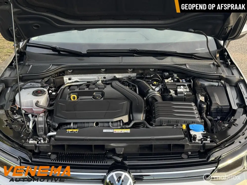 Volkswagen Golf VW Golf 1.5 TSI ACT 150pk|Pano| IQ.Drive |Camera |6-Bak |19" uit 2024, foto 17