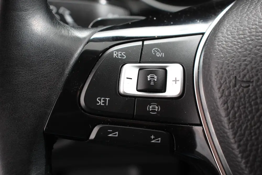 Volkswagen Touran 1.5 TSI DSG Highline 7p Navigatie Apple Ca uit 2021, foto 13