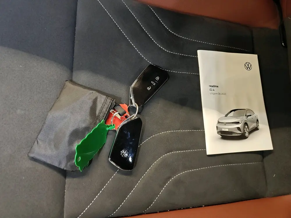Volkswagen ID.4 77 kWh 204pk Business | Comfort | Stuur- en uit 2021, foto 14