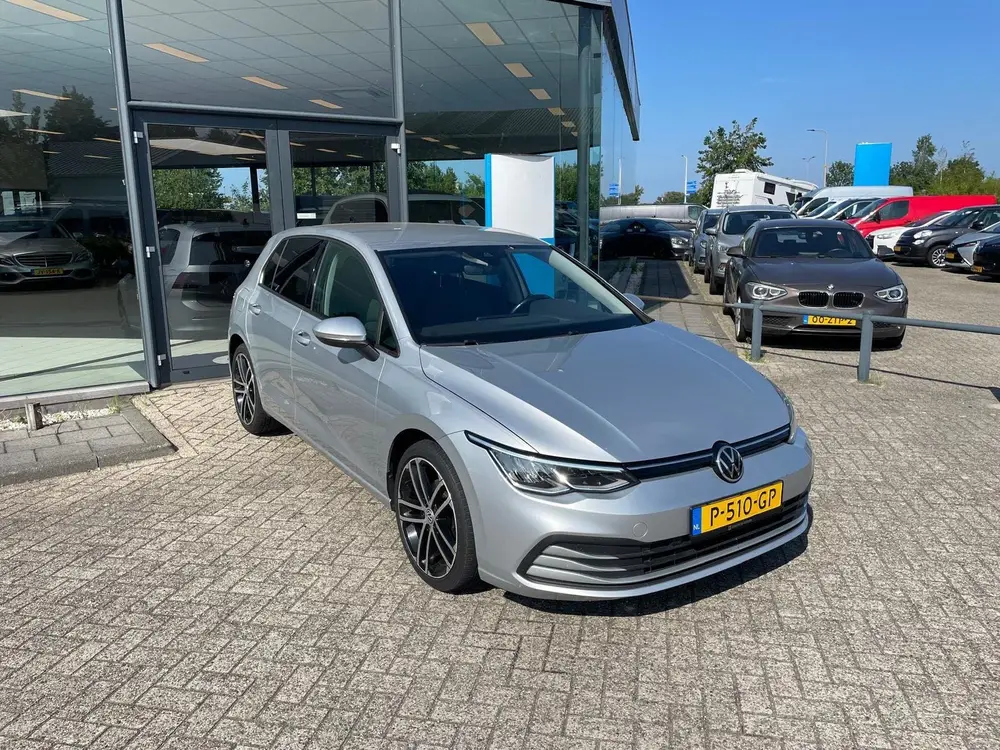 Volkswagen Golf 2.0 TDI Style uit 2020, foto 4