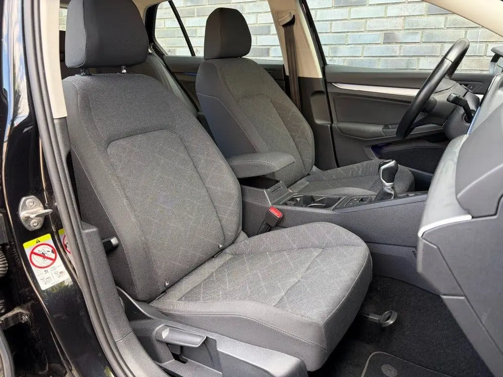 Volkswagen GOLF 1.5 TSI 5-DRS. - ORG. NL. - LED - STUURV - 1 uit 2020, foto 11
