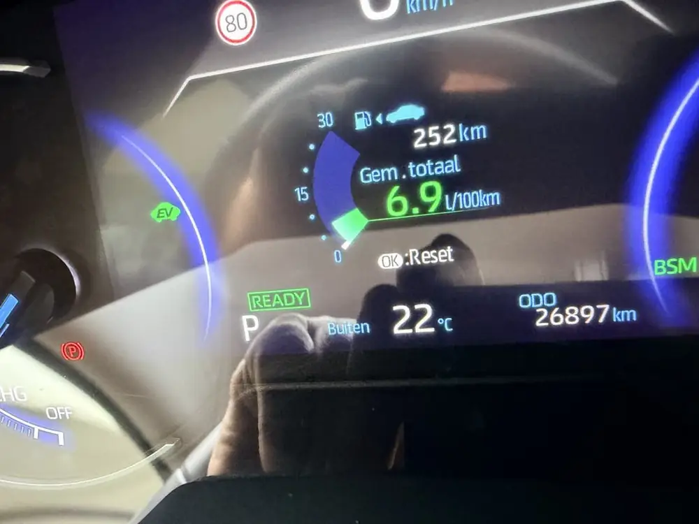 Toyota RAV4 2.5 Hybrid AWD Style ALLE OPTIES Panorame dak/Vo uit 2020, foto 2