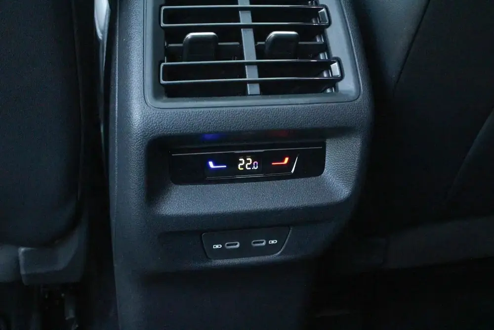 Volkswagen Tayron 1.5 eHybrid 204 PK | Trekhaak| Head-Up Dis uit 2026, foto 17