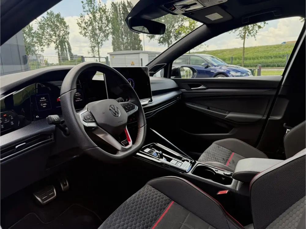 Volkswagen Golf 2.0 TSI GTI Clubsport HUD HK (bj 2025) uit 2025, foto 12