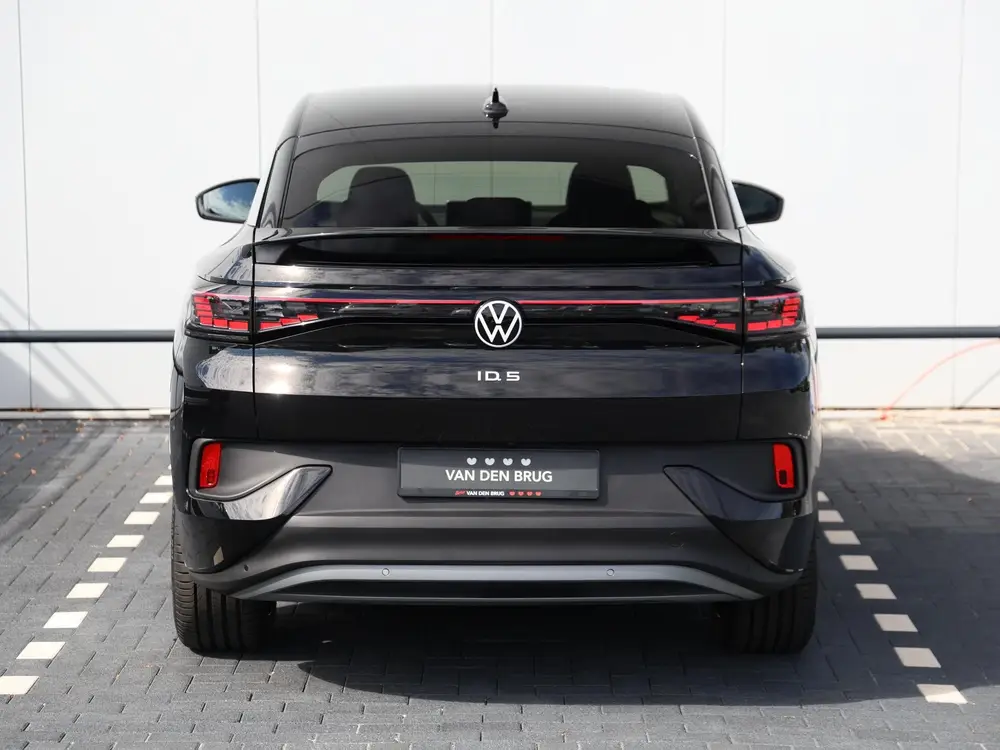 Volkswagen ID.5 Pro Business 77 kWh 286pk | Trekhaak | Warmt uit 2025, foto 6