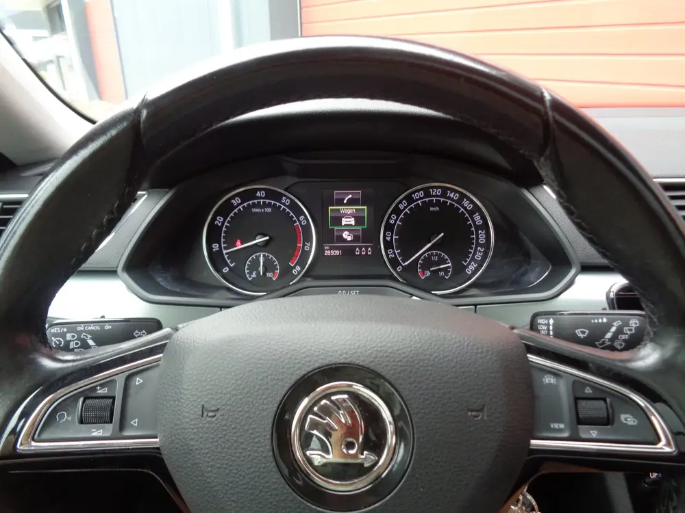 Skoda Superb 1.5 TSI ACT Ambition Business 150PK Clima uit 2019, foto 17