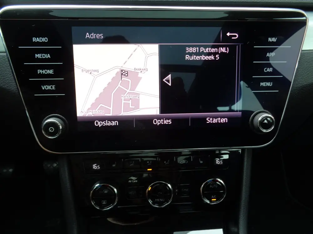 Skoda Superb 1.5 TSI ACT Ambition Business 150PK Clima uit 2019, foto 3