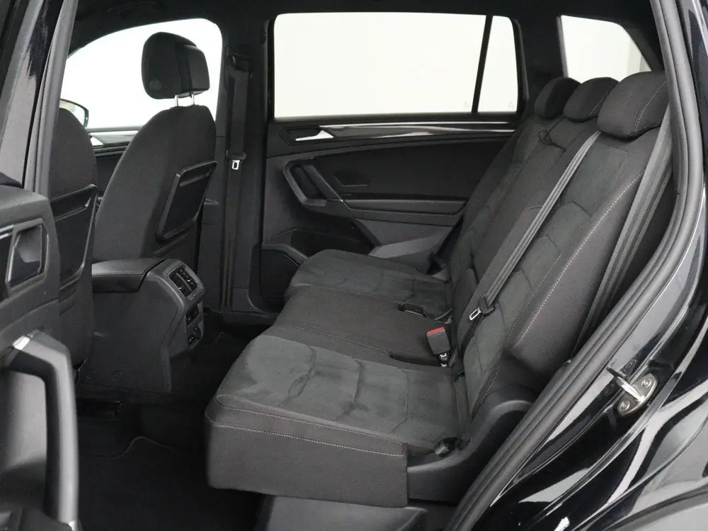 Volkswagen Tiguan Allspace 1.5 TSI Comfortline Business R-Line 7P. Tiguan Allspace 1.5 TSI Comfortline Business R-Li uit 2020, foto 6