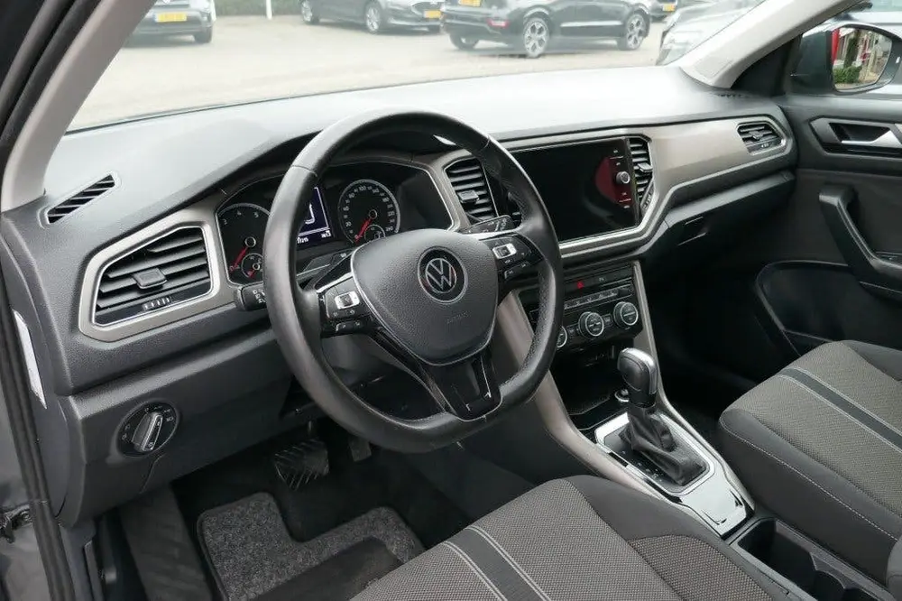 Volkswagen T-ROC 1.5 TSI SPORT BUSINESS AUTOMAAT 150 PK N uit 2021, foto 19