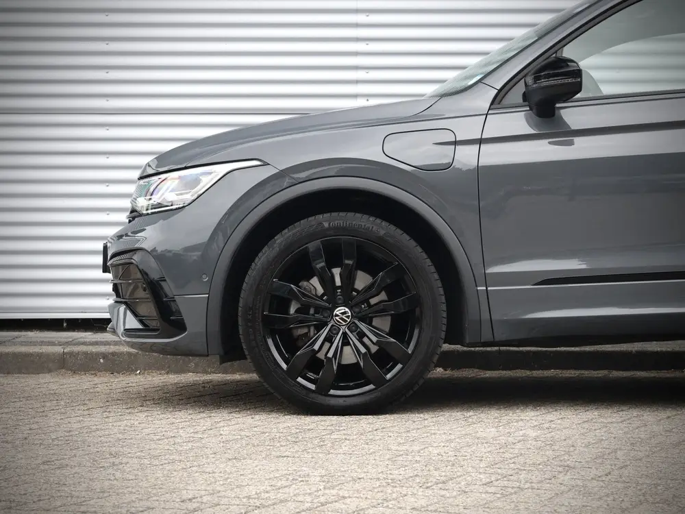 Volkswagen Tiguan R-Line eHybrid | Panorama | Head-Up | trek uit 2022, foto 11