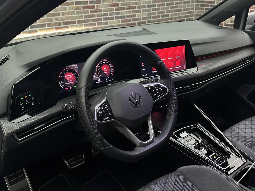 Volkswagen Golf 1.5 eTSI R-Line Dodehoek herkenning | Camera uit 2023, foto 3