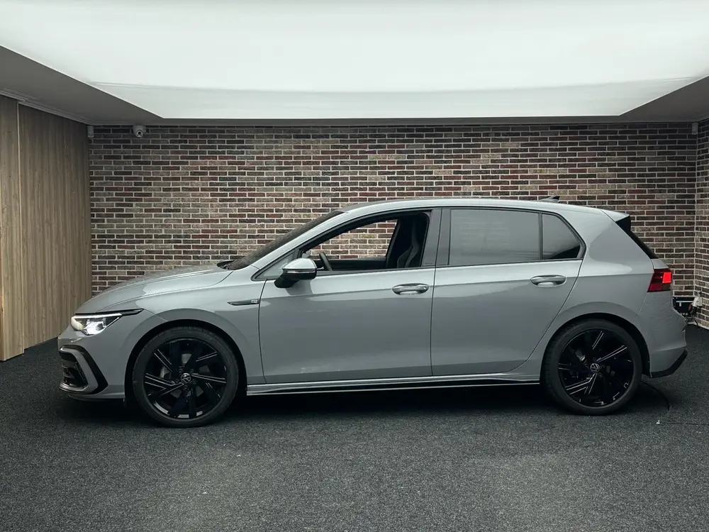 Volkswagen Golf 1.5 eTSI R-Line Dodehoek herkenning | Camera uit 2023, foto 6