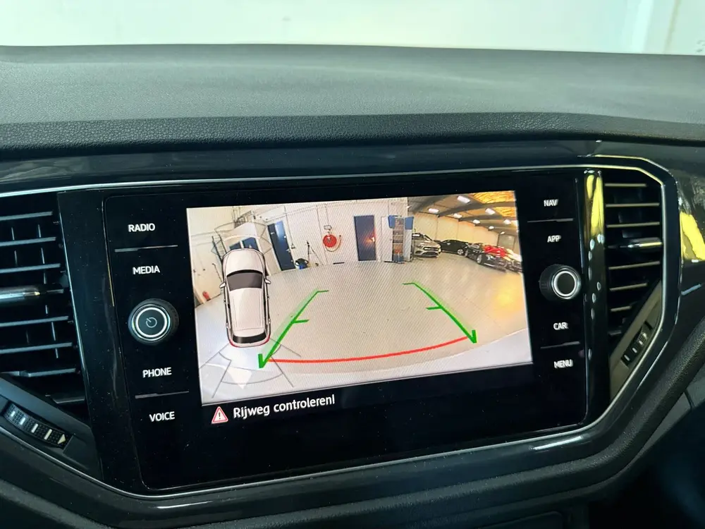 Volkswagen T-ROC 1.5 TSI Style*Pano*Camera*Stoelverwarming*d uit 2019, foto 17