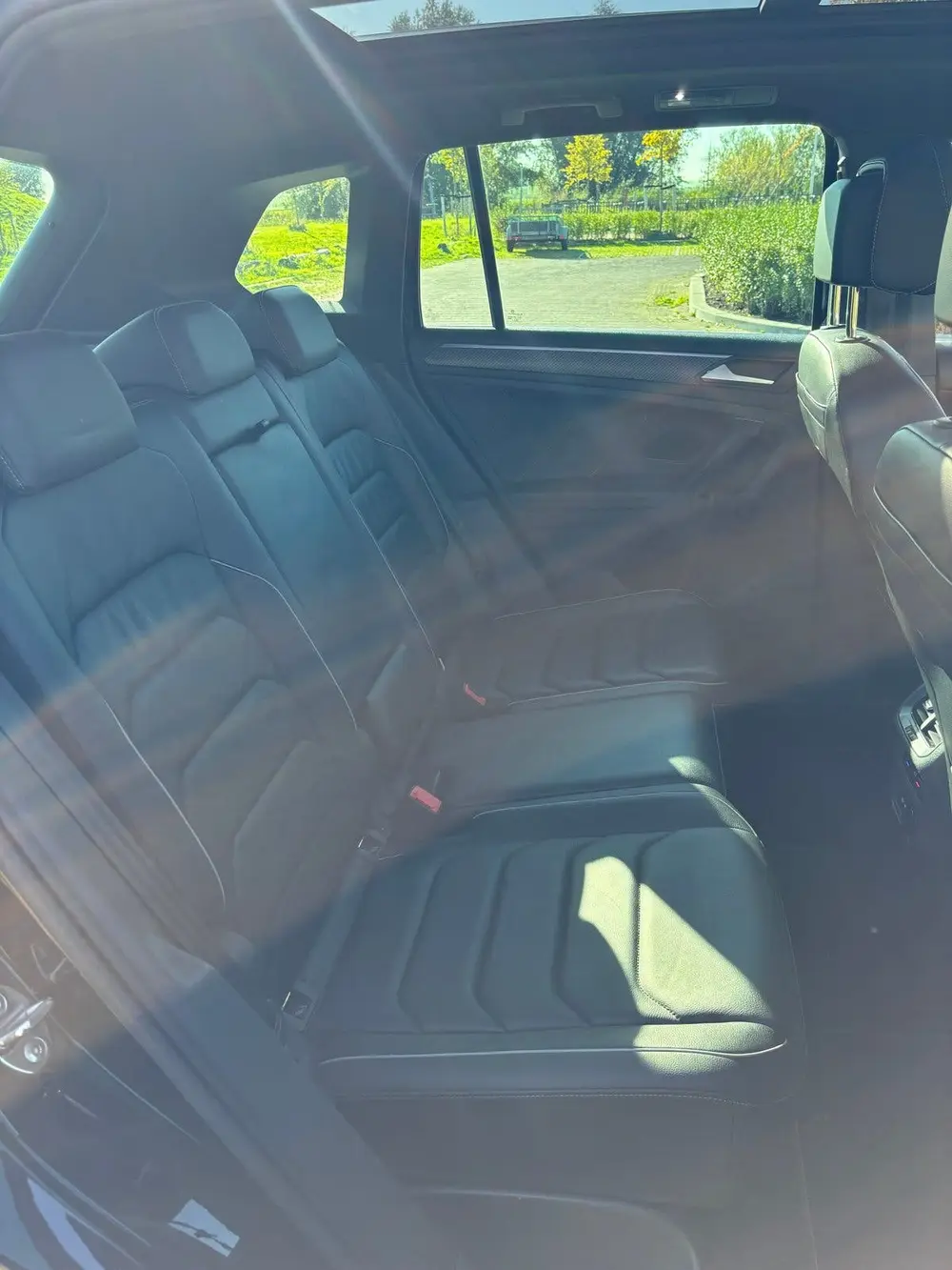 Volkswagen Tiguan 1.5 TSI ACT 150pk DSG 2020 Zwart uit 2020, foto 11