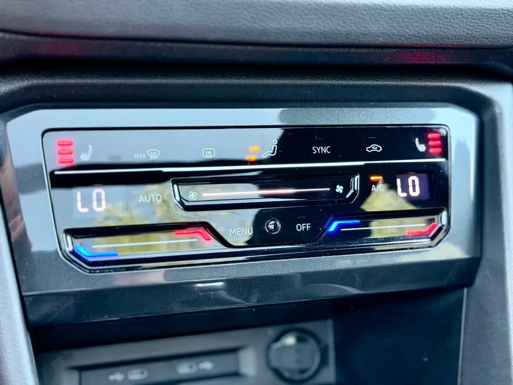 Volkswagen Tiguan 1.5 TSI 3x R-Line Pano/Keyless/AppleCarPla uit 2022, foto 19