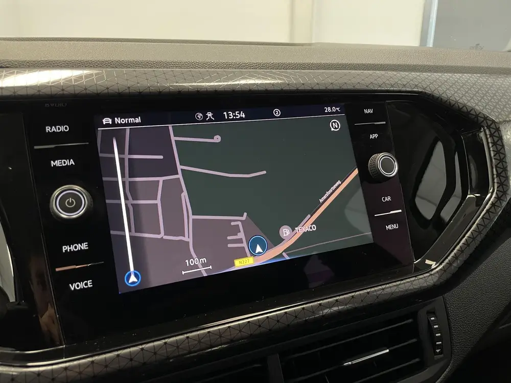 Volkswagen T-Cross 1.0 TSI Style Business R-Line | TREKHAAK uit 2021, foto 18