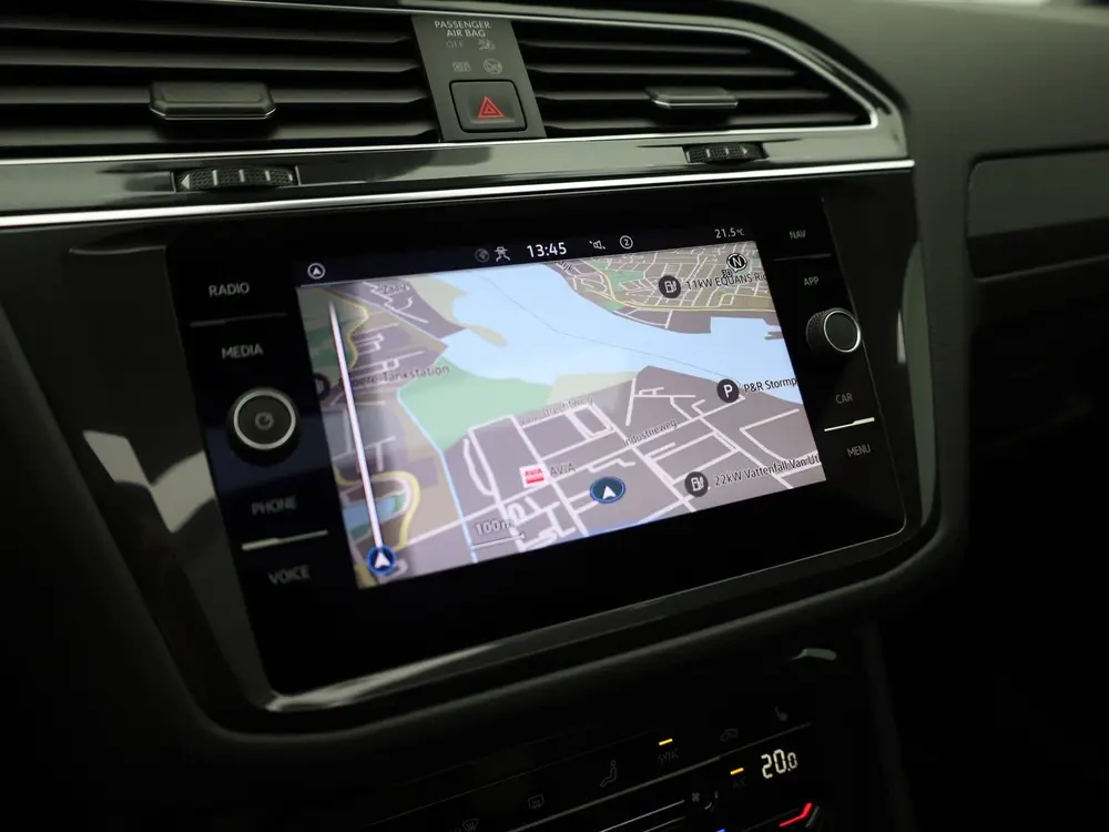 Volkswagen Tiguan 1.5 TSI R-Line Business+ | Panodak | Apple uit 2023, foto 16